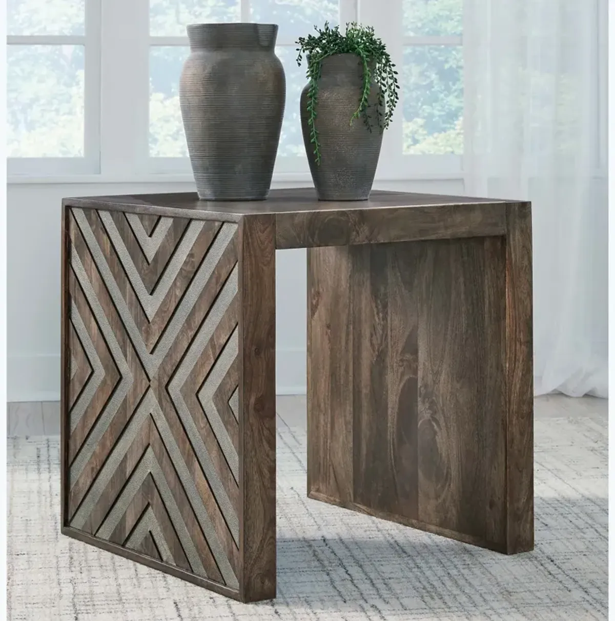 Dreggan Square End Table