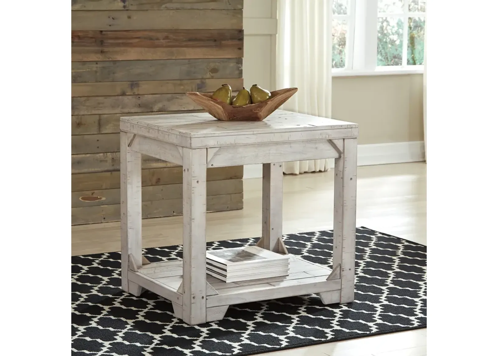 Fregine End Table