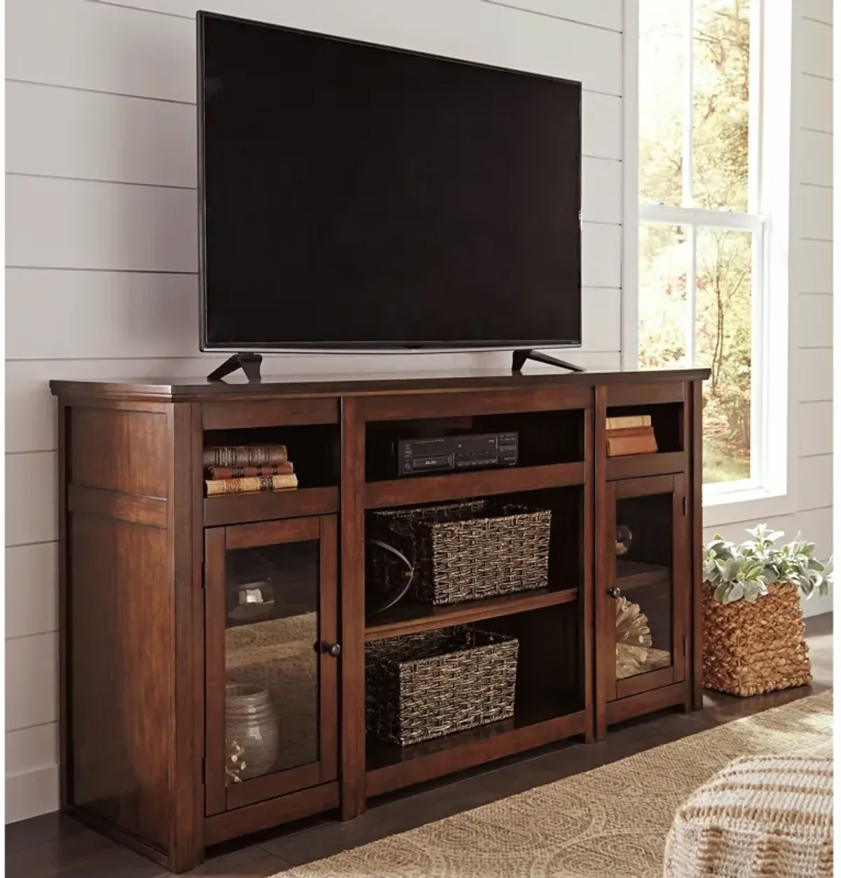 Harpan 72 Inch Entertainment Unit