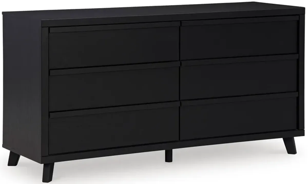 Danziar Dresser