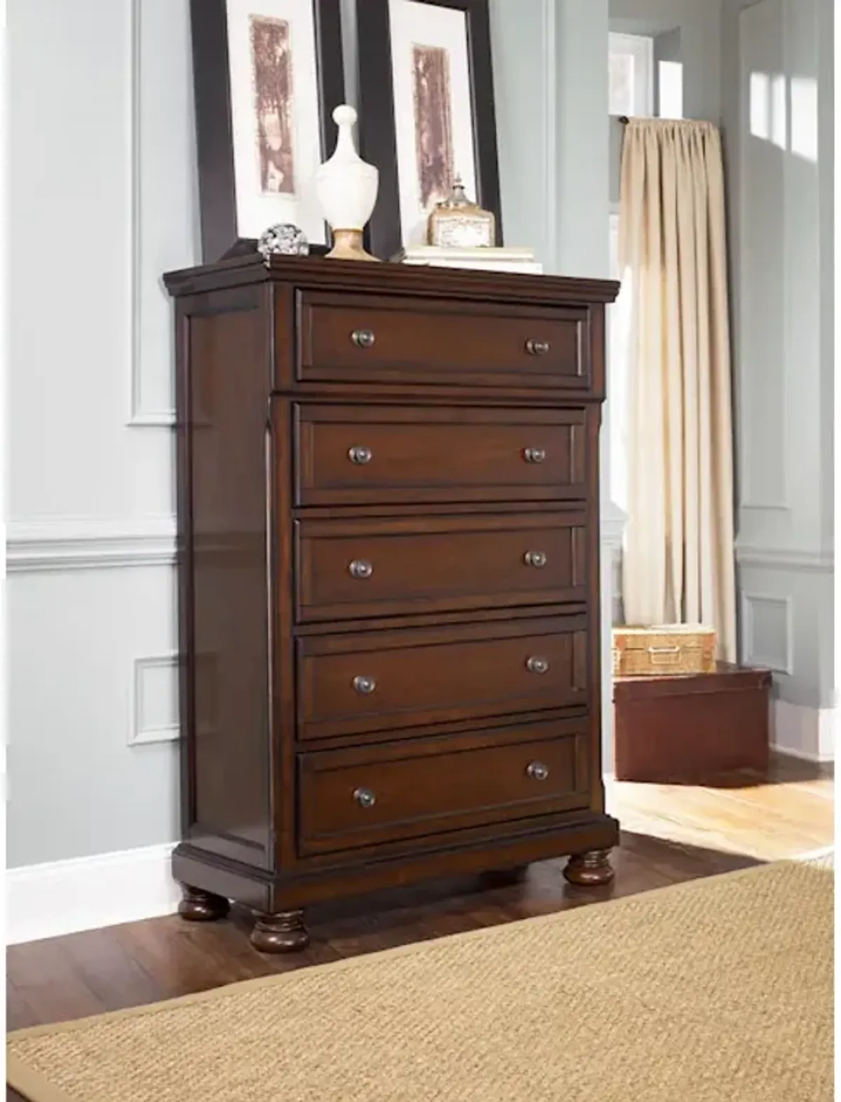 Oxford Chest