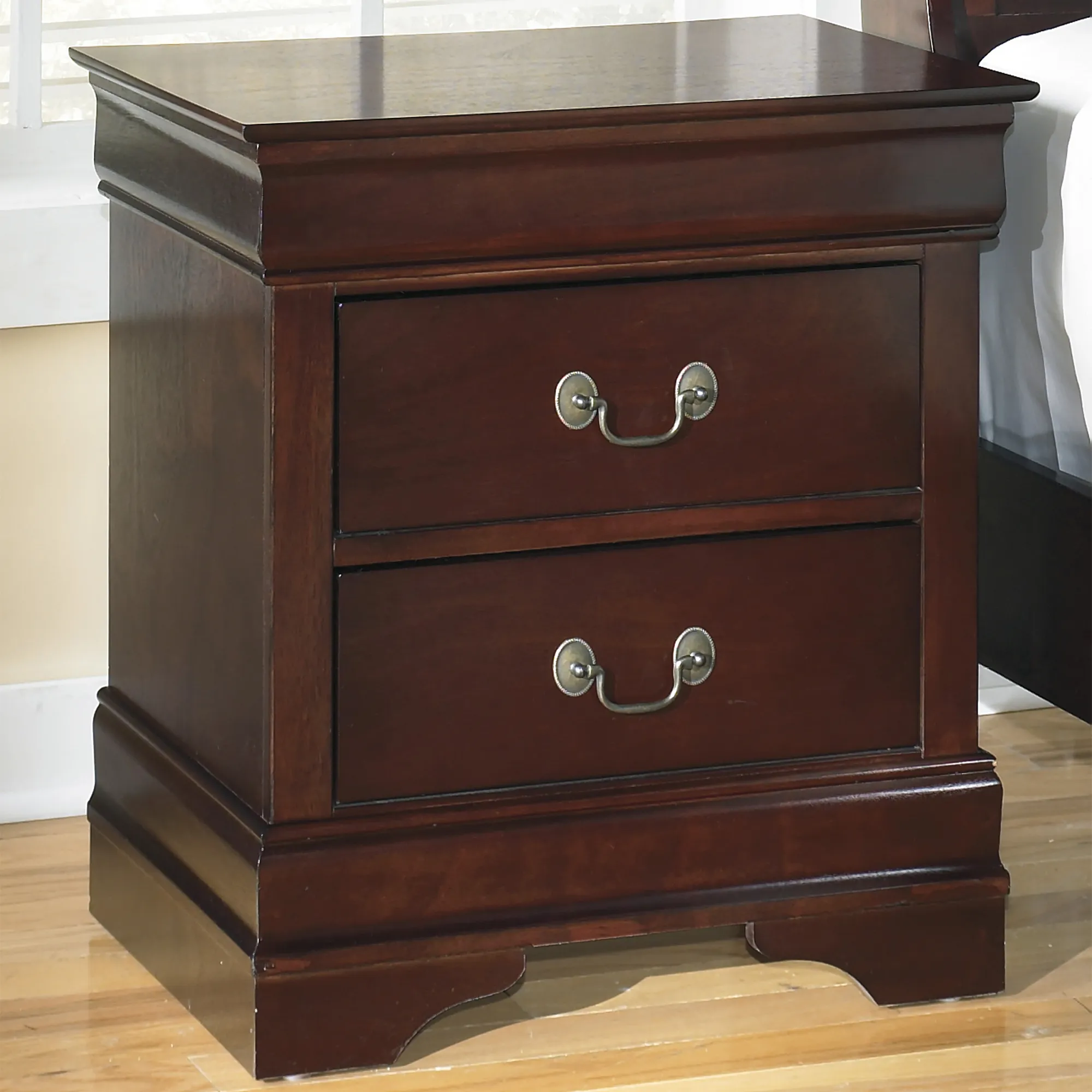 Alisdair Nightstand