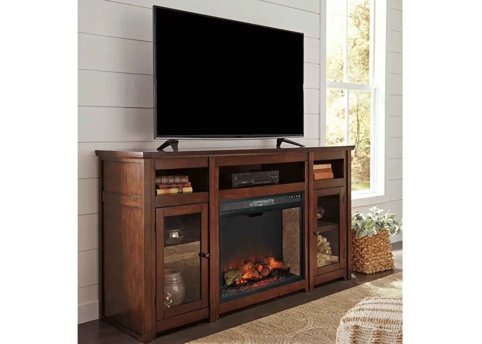 Harpan XL TV Stand with Fireplace