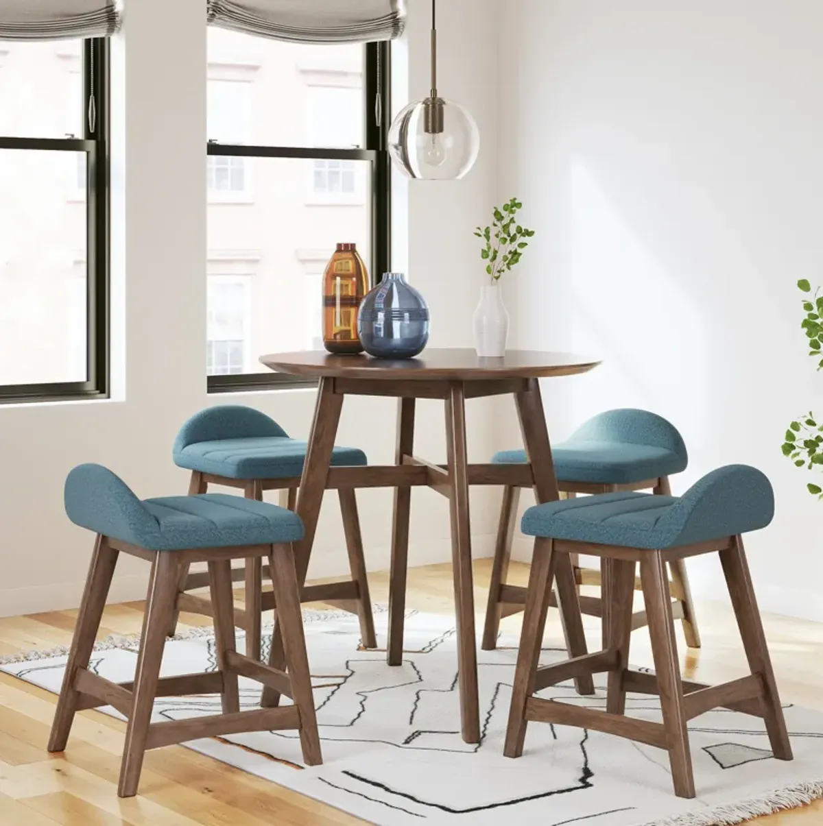 Lyncott 5 Piece Counter Set (Table with 4 Blue Stools)