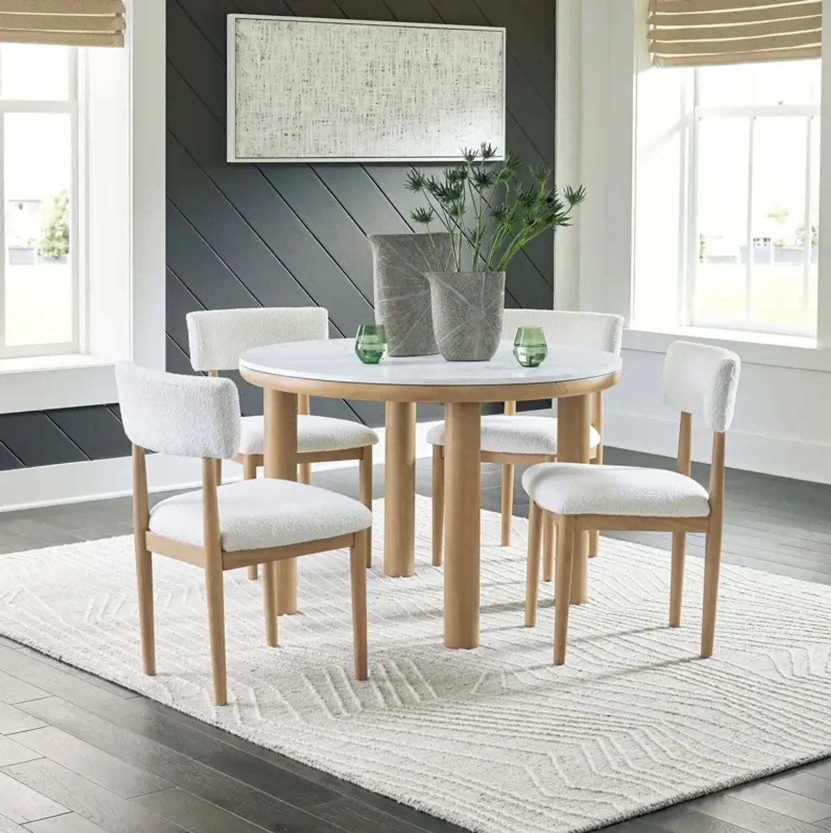 Sawdyn 5 Piece Dining Set (Table with 4 Side Chairs)