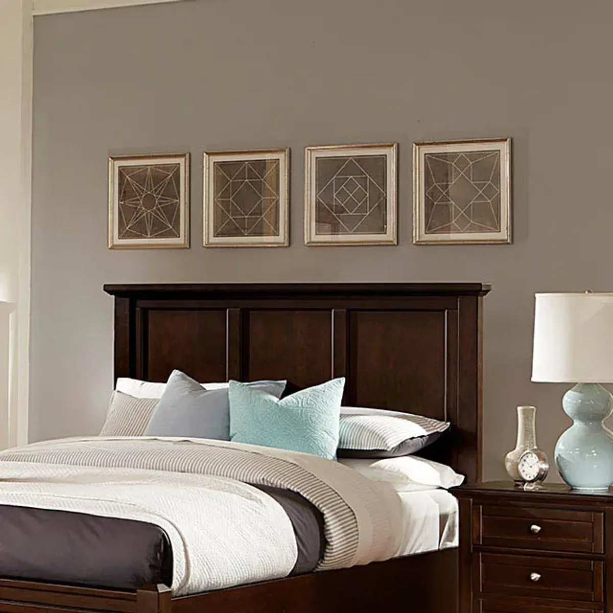 Bonanza Merlot Panel Bed