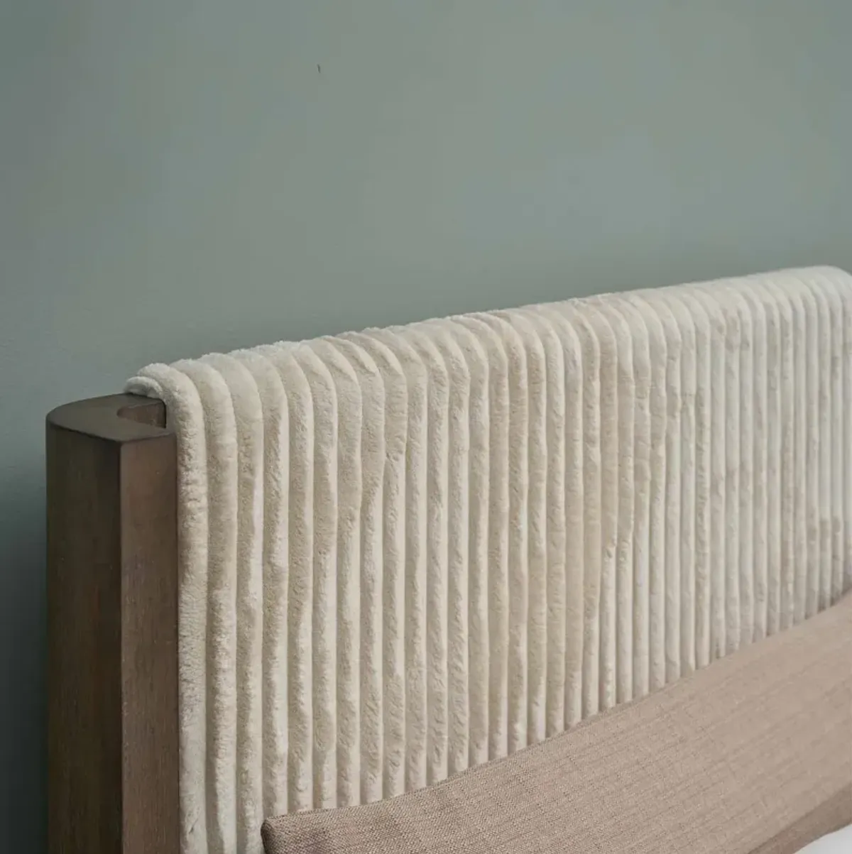 Jaxon Upholstered Bed