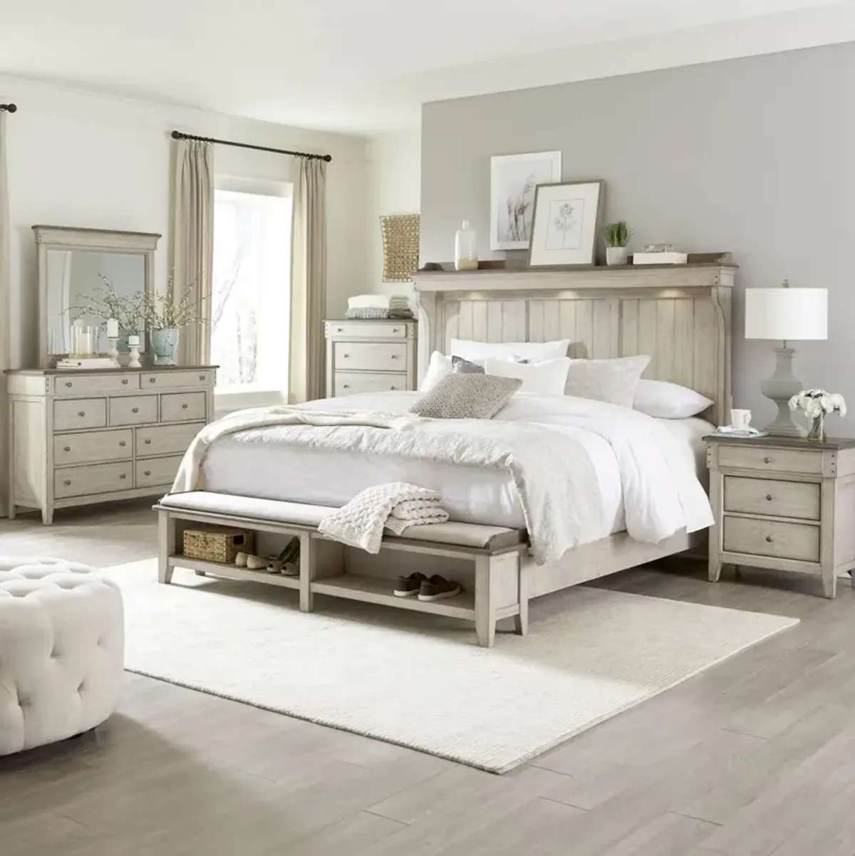 Liberty Furniture Ivy Hollow 4-Piece White Queen Storage Bed Set