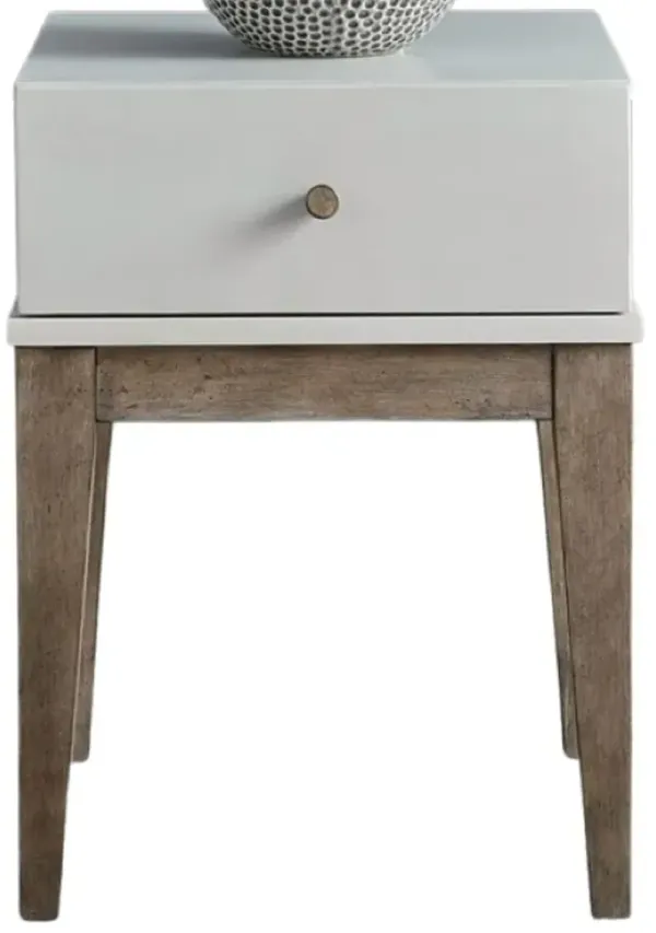 Liberty Furniture Berkley Square Khaki/Linen Chairside Table