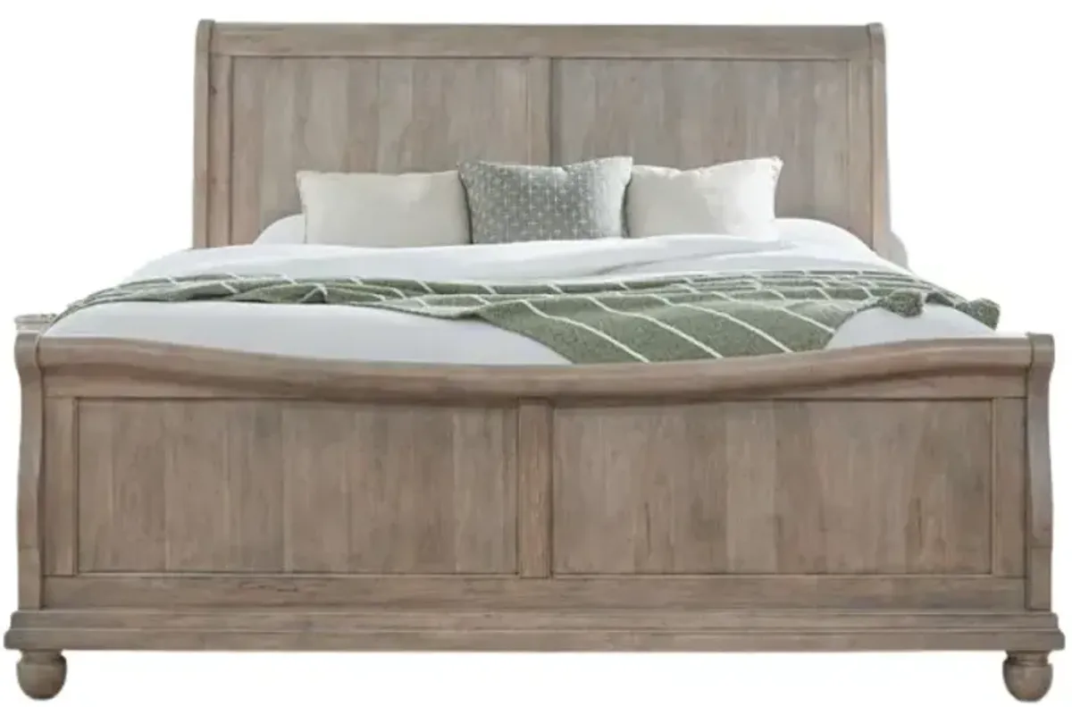 Liberty Furniture Rustic Traditions Saddle Tan Queen Sleigh Bed