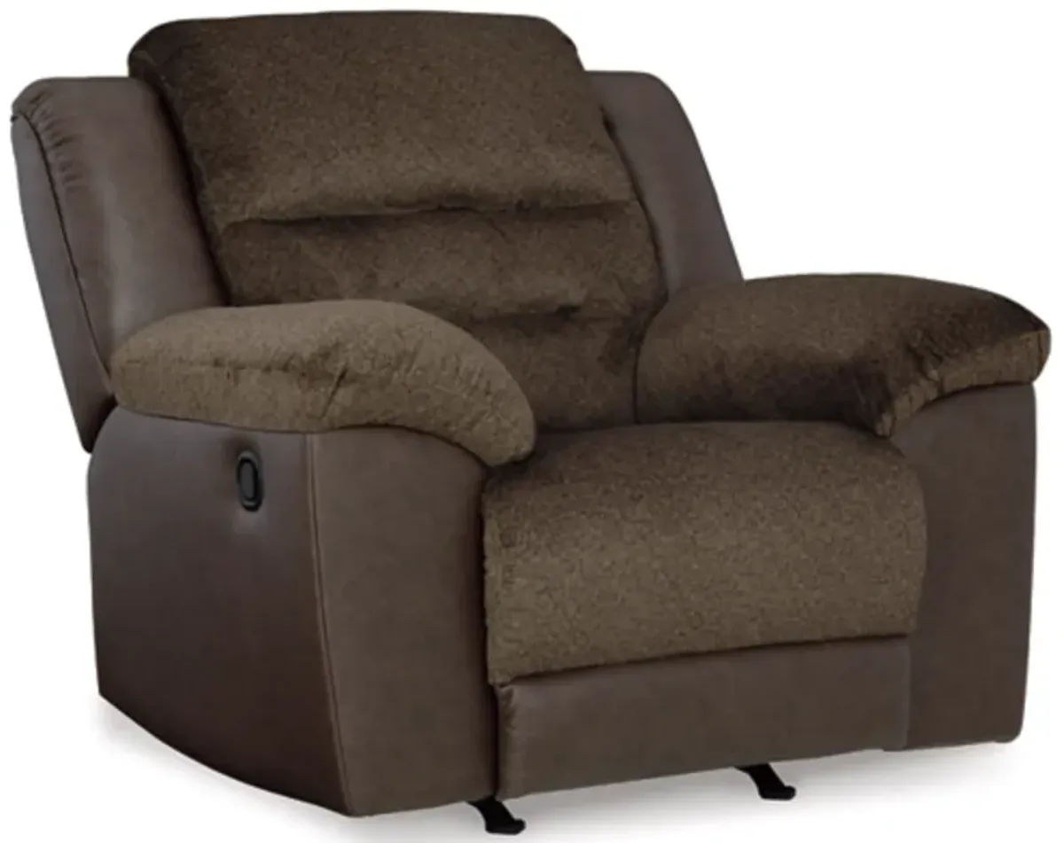 Benchcraft® Dorman Chocolate Manual Recliner Chair