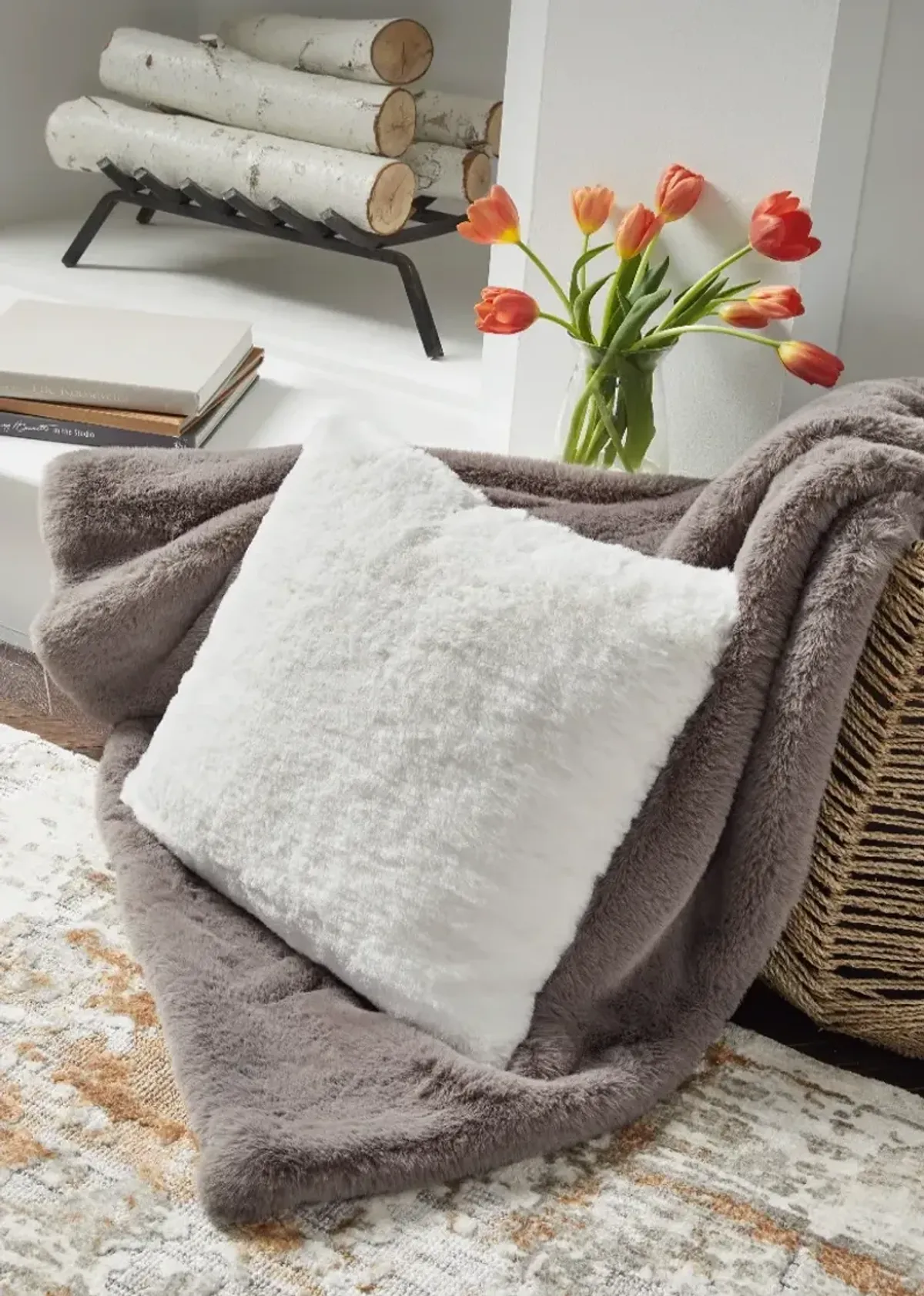 Signature Design by Ashley® Gariland 4-Piece White Pillows