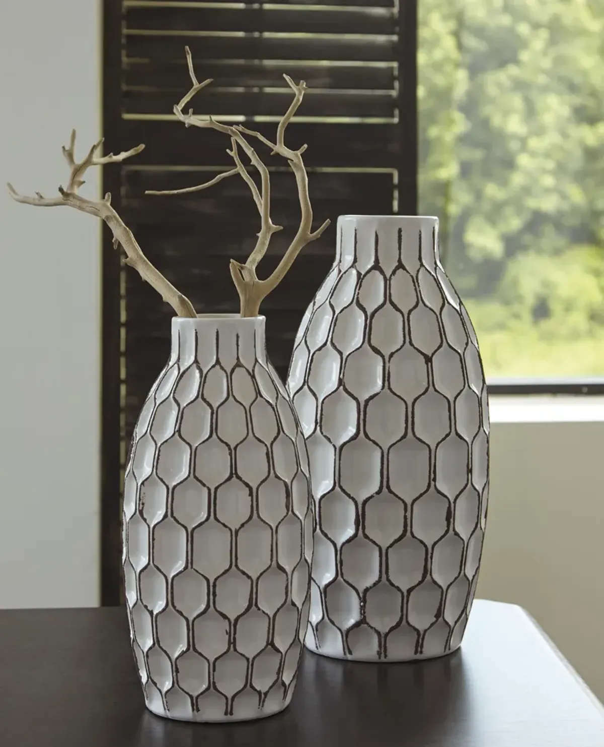 Signature Design by Ashley® Dionna 2-Piece White Vase Set