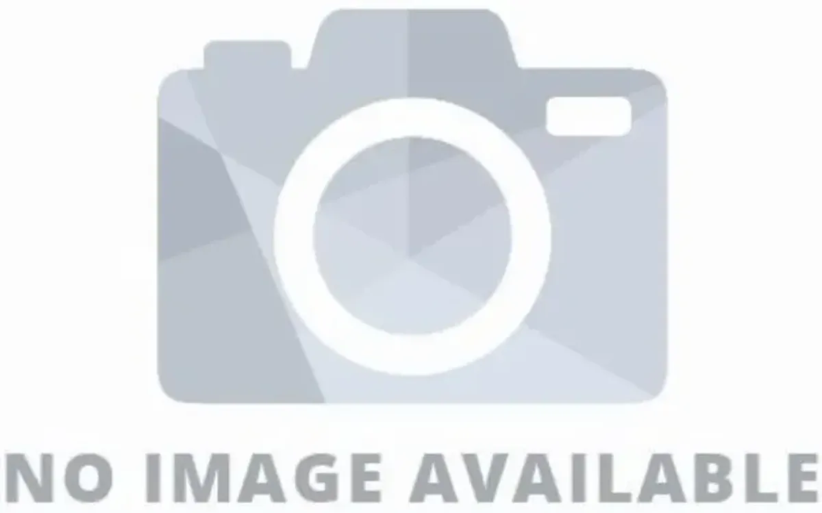 Benchcraft® Brozmont Tan Dresser