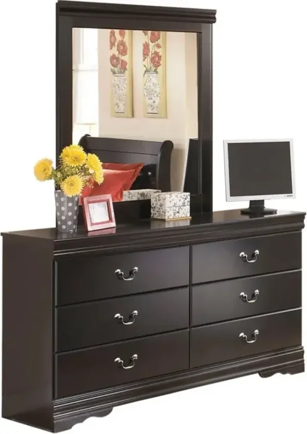Signature Design by Ashley® Huey Vineyard Black Dresser and Mirror