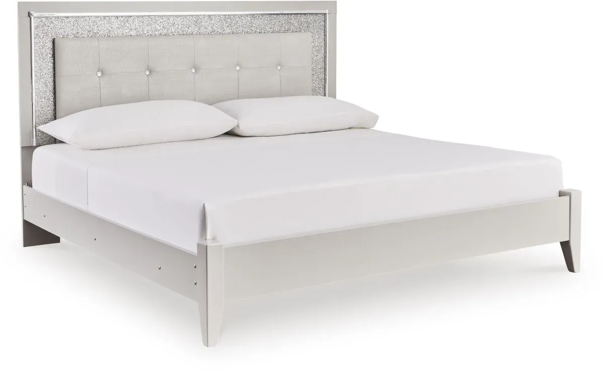 Signature Design by Ashley® Zyniden Silver Queen Upholstered Panel Bed