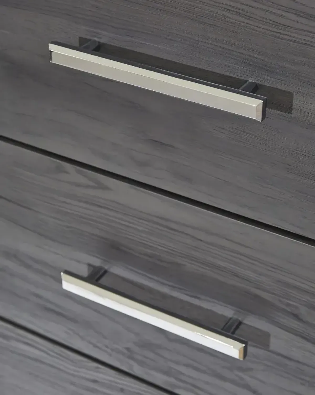 Signature Design by Ashley® Lodanna Gray Nightstand