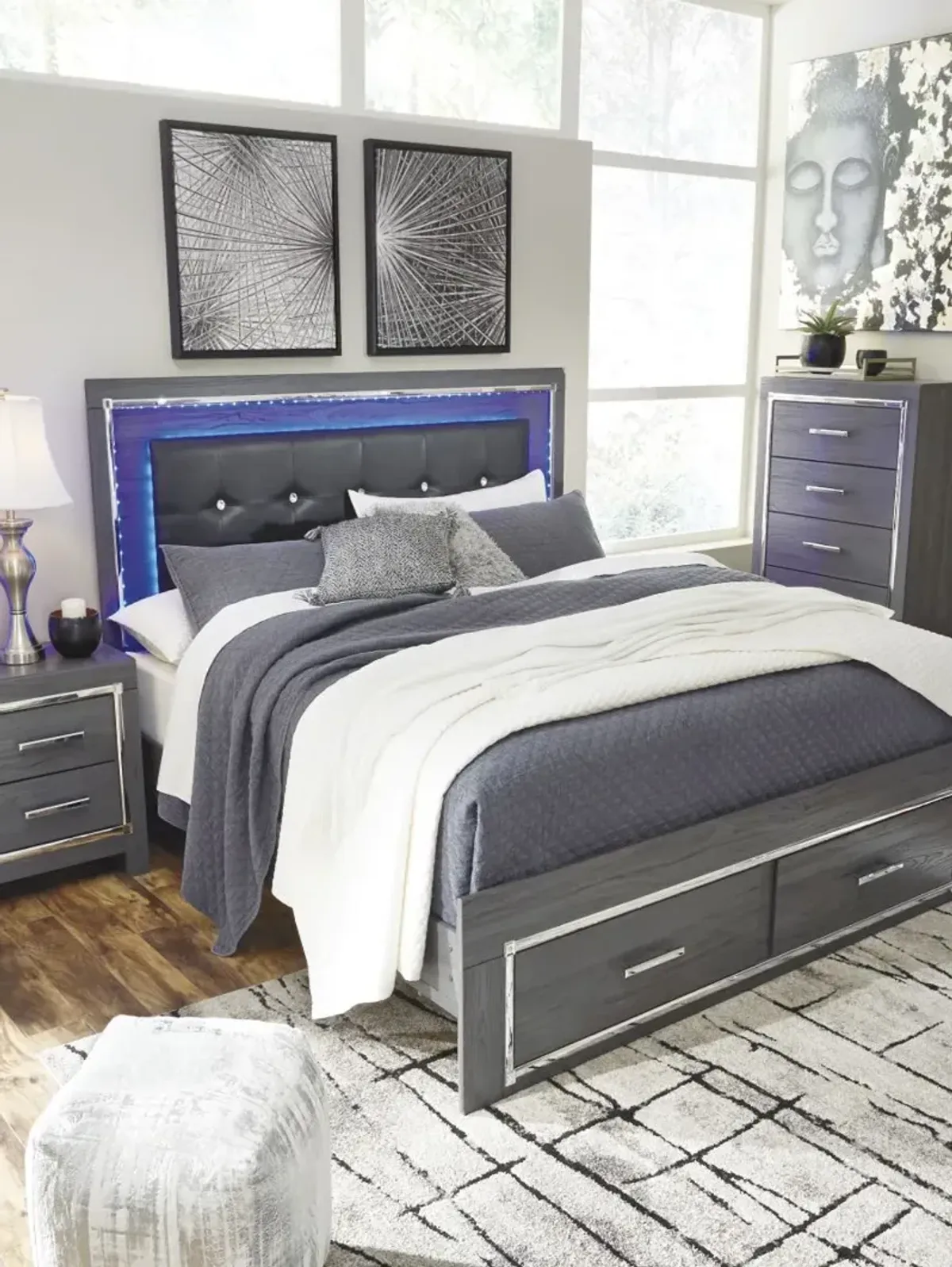 Signature Design by Ashley® Lodanna Gray King Storage Panel Bed