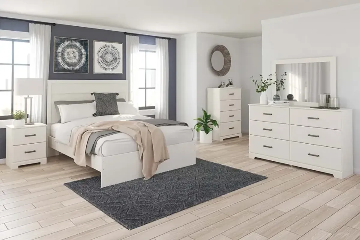 Signature Design by Ashley® Stelsie White Queen Panel Bed