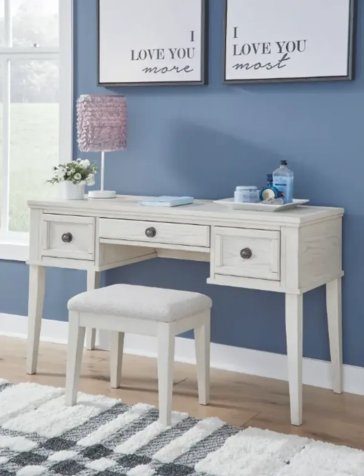 Signature Design by Ashley® Robbinsdale 2-Piece Antique White Vanity Set