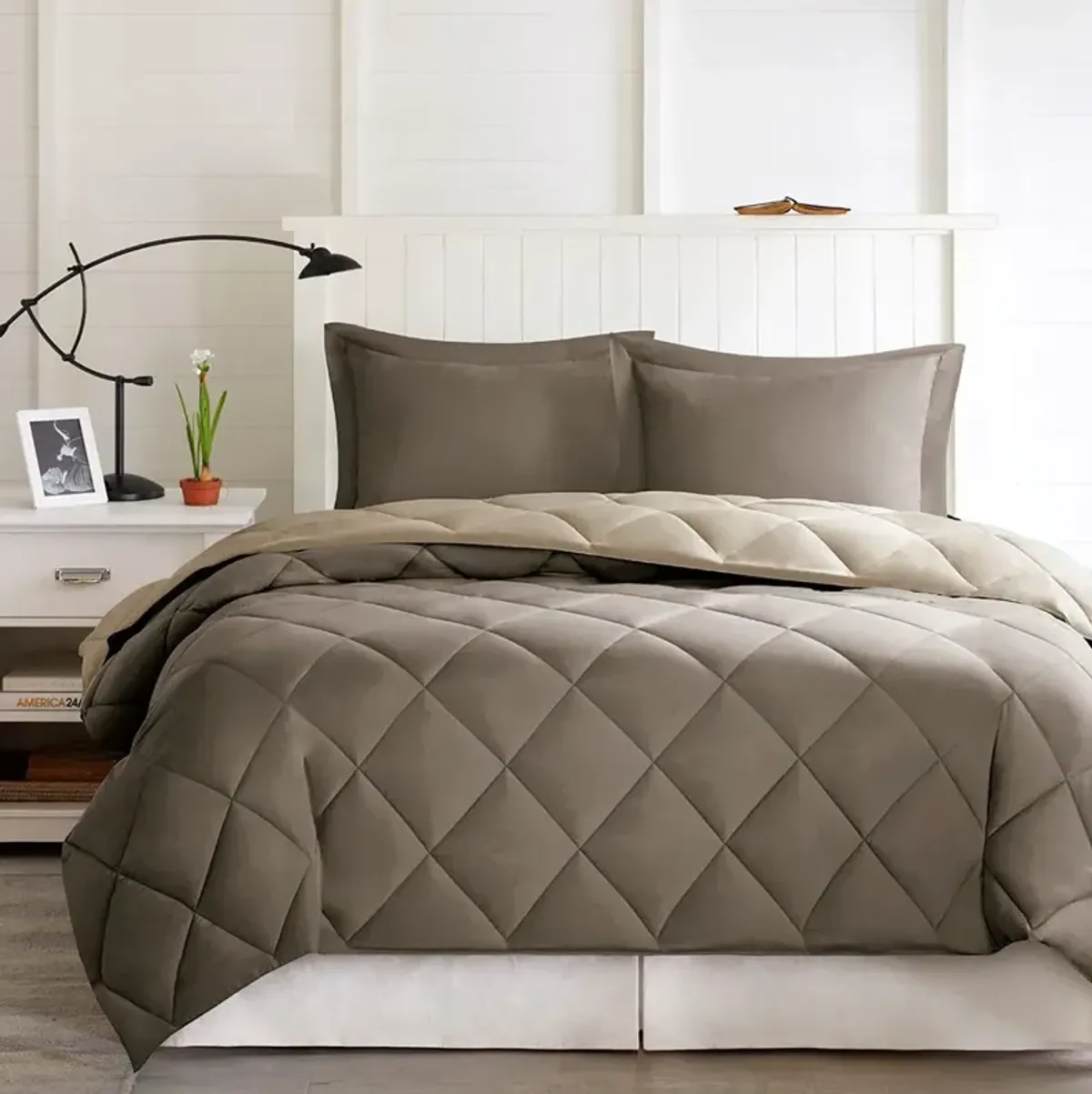 Olliix by Madison Park Essentials Larkspur Brown and Sand Full/Queen XL 3M Scotchgard Reversible Down Alternative Comforter Set