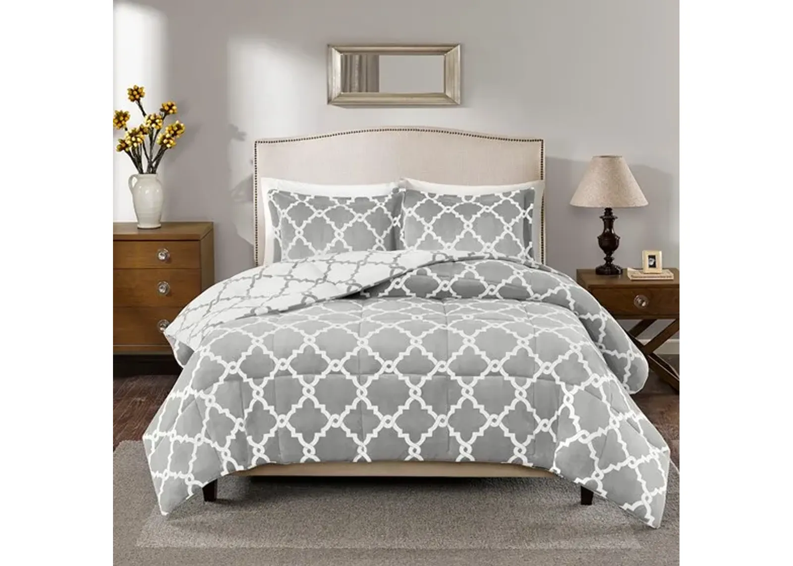 Olliix by True North by Sleep Philosophy Peyton Grey Full/Queen Polyester Microvelour Printed Reversible Plush Comforter Mini Set