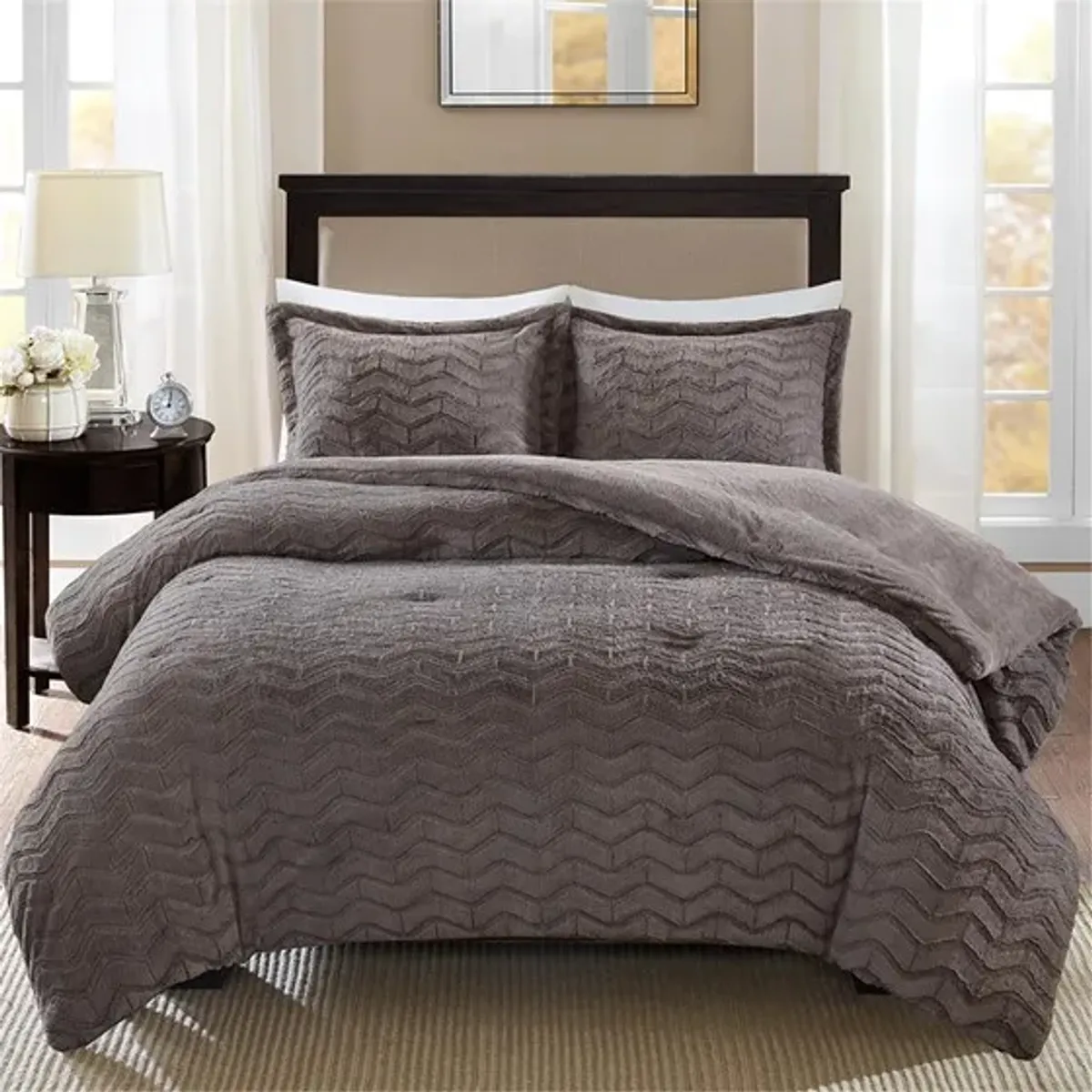 Olliix by Madison Park Sloan Grey Full/Queen Plush Down Alternative Comforter Mini Set