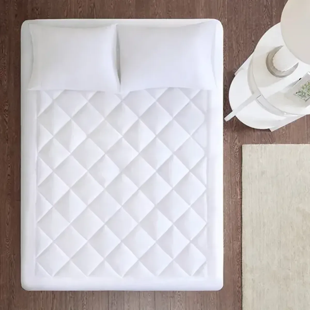 Olliix by Sleep Philosophy White King Serenity 3M Scotchgard Waterproof Mattress Pad