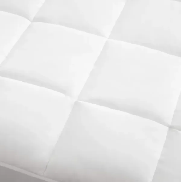 Olliix by Sleep Philosophy Highline White Queen 3M Microfiber Mattress Pad