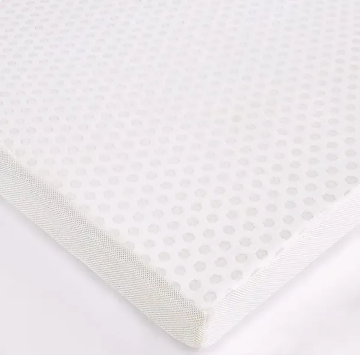 Olliix by Sleep Philosophy White Hypoallergenic 3" Cooling Gel Memory Foam Queen Mattress Topper