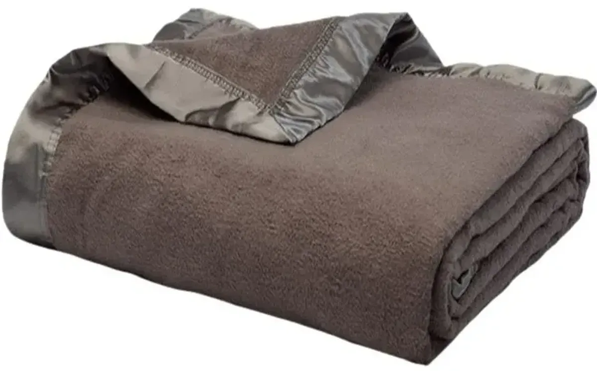 Cariloha Bamboo Viscose Onyx Queen Fleece Blanket