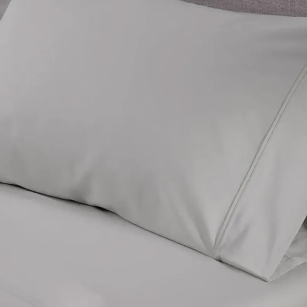BEDGEAR® Light Gray Basic California King Sheet Set