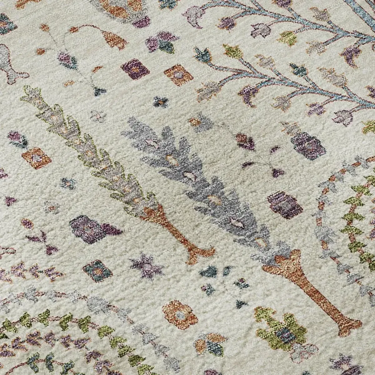 Dalyn Rug Company Hatay Ivory 50''x70'' Style 3 Throw Blanket