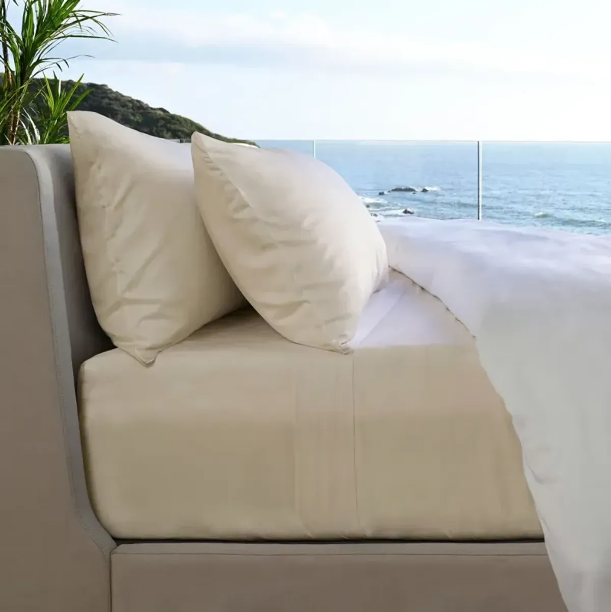 Cariloha Resort 5-Piece Viscose Bamboo Coconut Milk Split King Bed Sheet Set