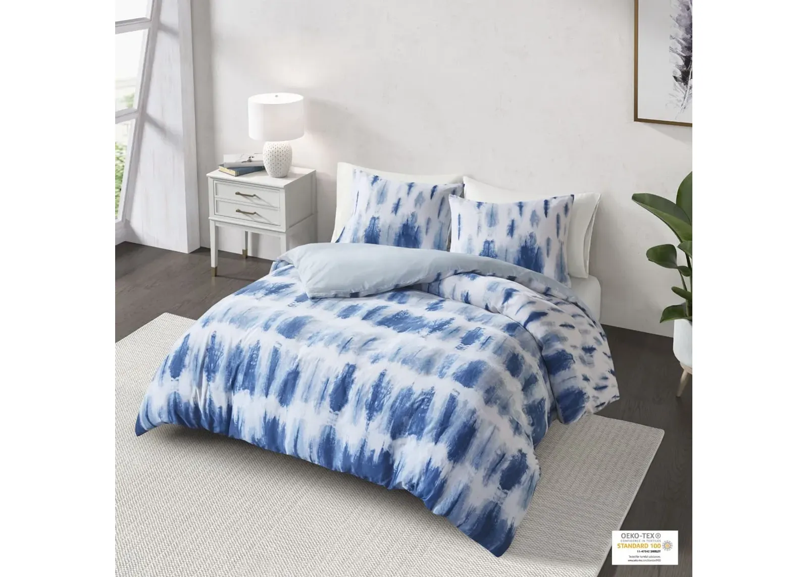 Olliix by CosmoLiving Tie Dye Cotton Printed Blue King/California King Comforter Set