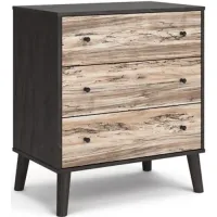Signature Design by Ashley® Lannover Two-Tone Chest of Drawers