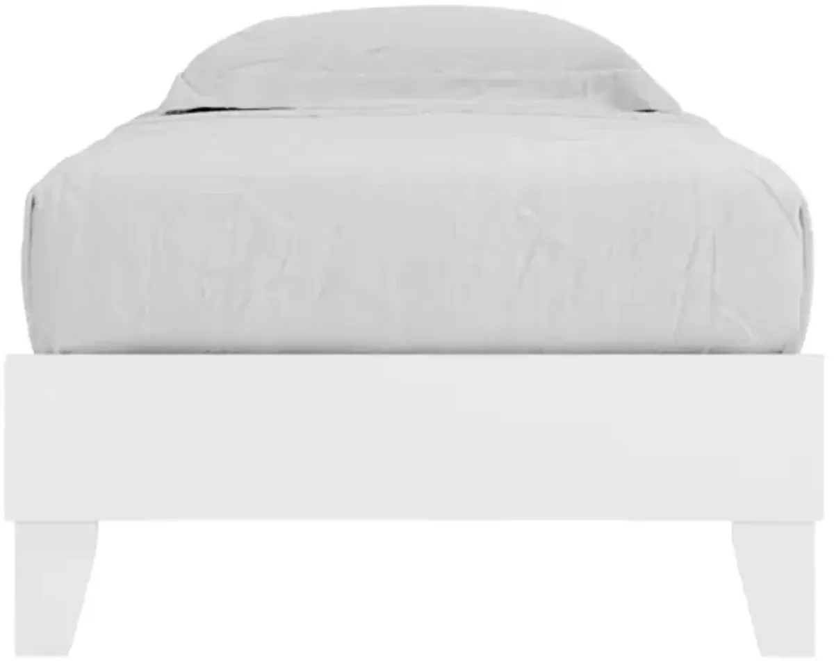 Signature Design by Ashley® Piperton White Full Platform Bed