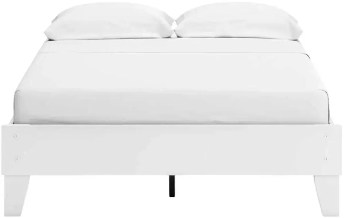 Signature Design by Ashley® Socalle Matte White Queen Platform Bed