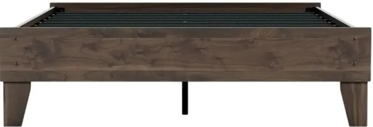 Signature Design by Ashley® Calverson Mocha Full Platform Bed