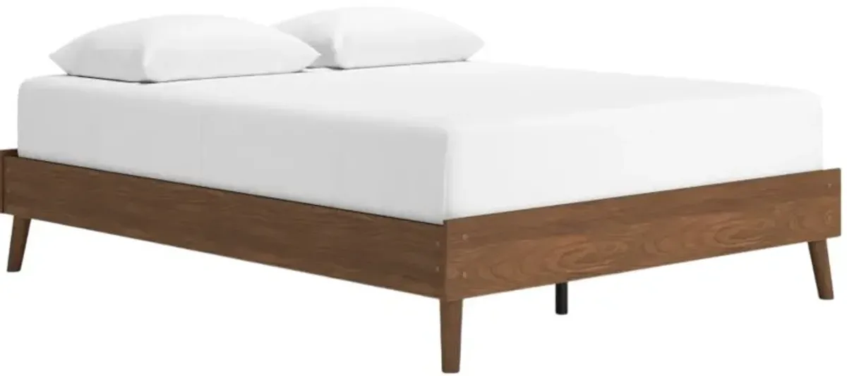 Signature Design by Ashley® Fordmont Auburn Queen Platform Bed