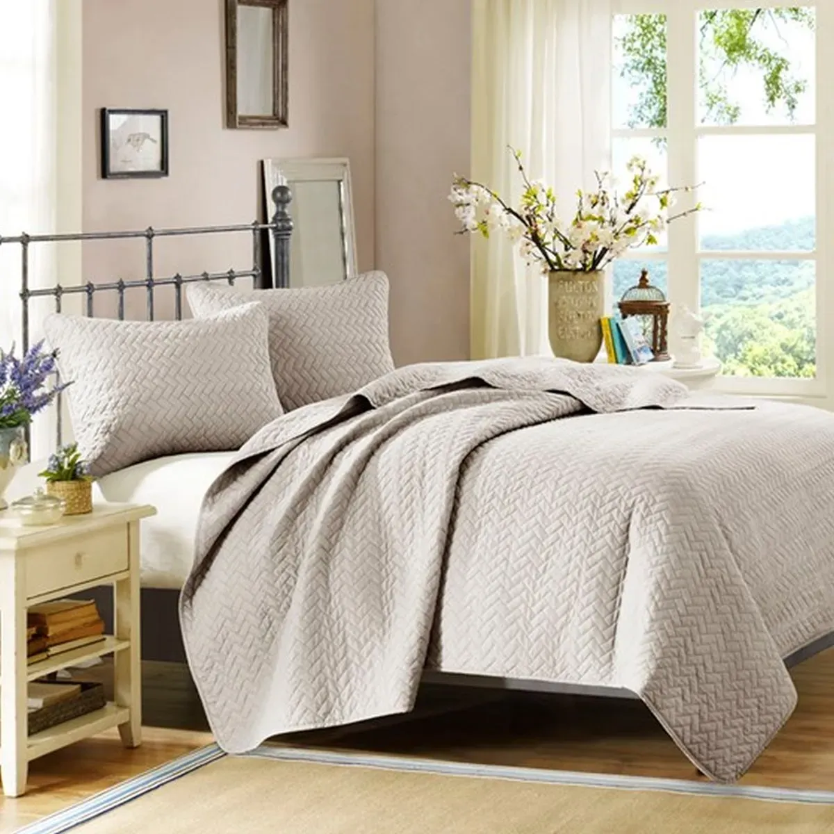 Olliix by Hampton Hill Linen King Velvet Touch Coverlet Set