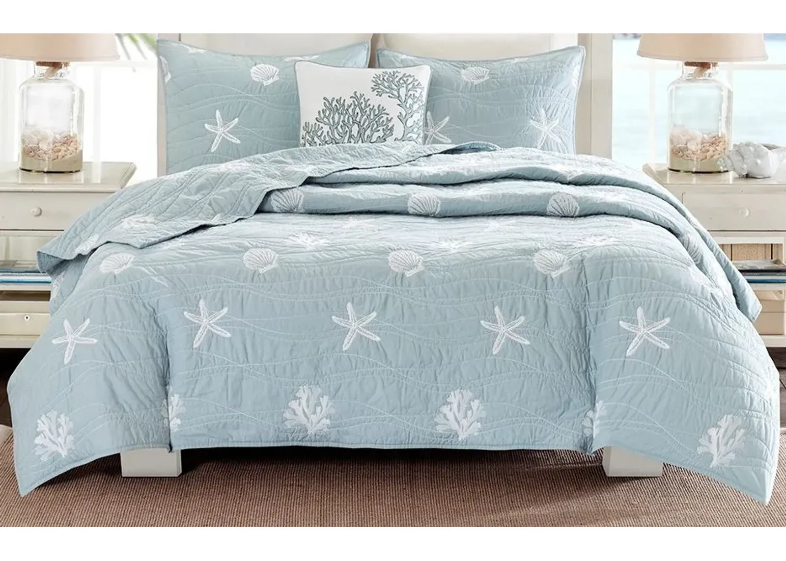 Olliix by Harbor House 4 Piece Dusty Blue Full/Queen Seaside Coverlet Set