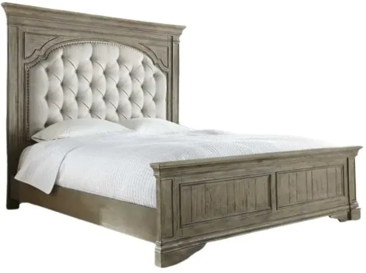 Steve Silver Co. Highland Park Beige/Waxed Driftwood King Upholstered Panel Bed