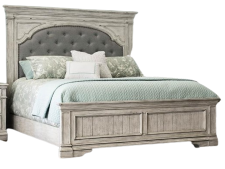 Steve Silver Co. Highland Park Cathedral White King Panel Bed