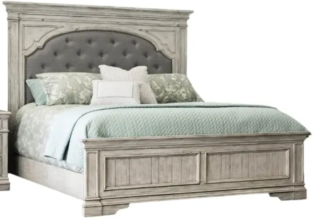 Steve Silver Co. Highland Park Cathedral White/Gray Upholstered King Panel Bed
