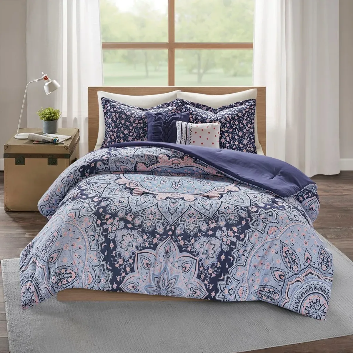 Olliix by Intelligent Design Odette Blue Full/Queen Boho Comforter Set