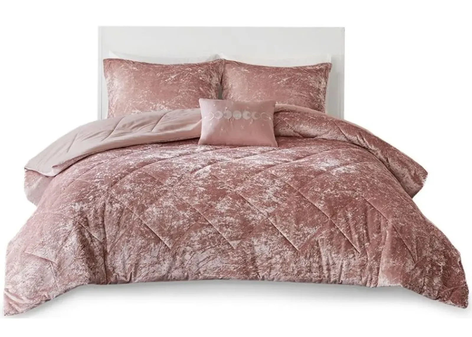 Olliix by Intelligent Design Felicia Blush Full/Queen Velvet Comforter Set