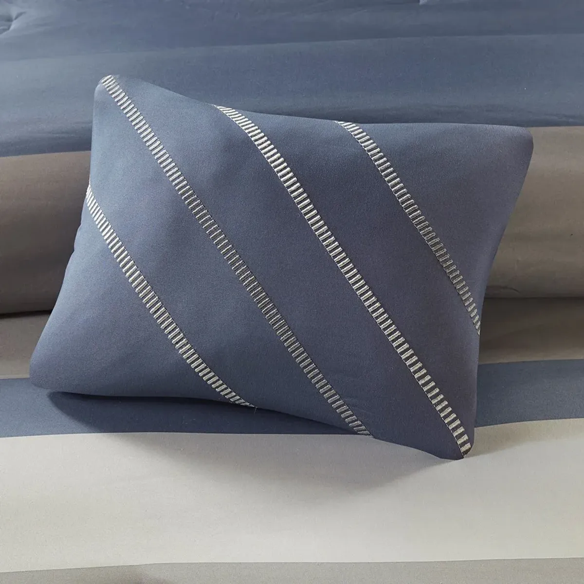 Olliix by Intelligent Design Marsden Blue and Grey Queen Complete Bed and Sheets Set