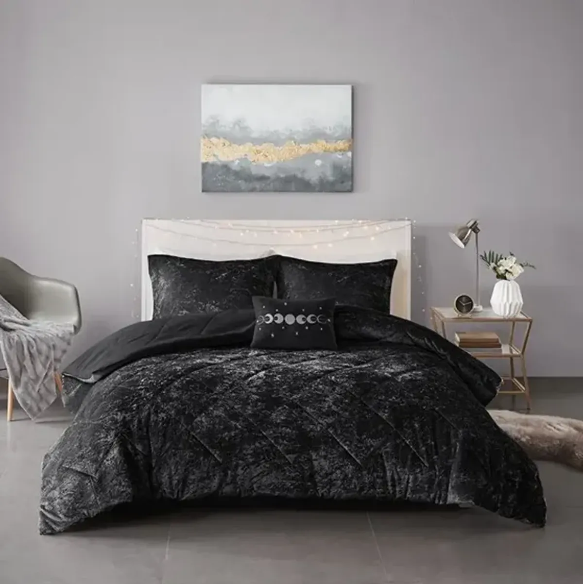 Olliix by Intelligent Design Felicia Black Twin/Twin Extra Large Velvet Comforter Set