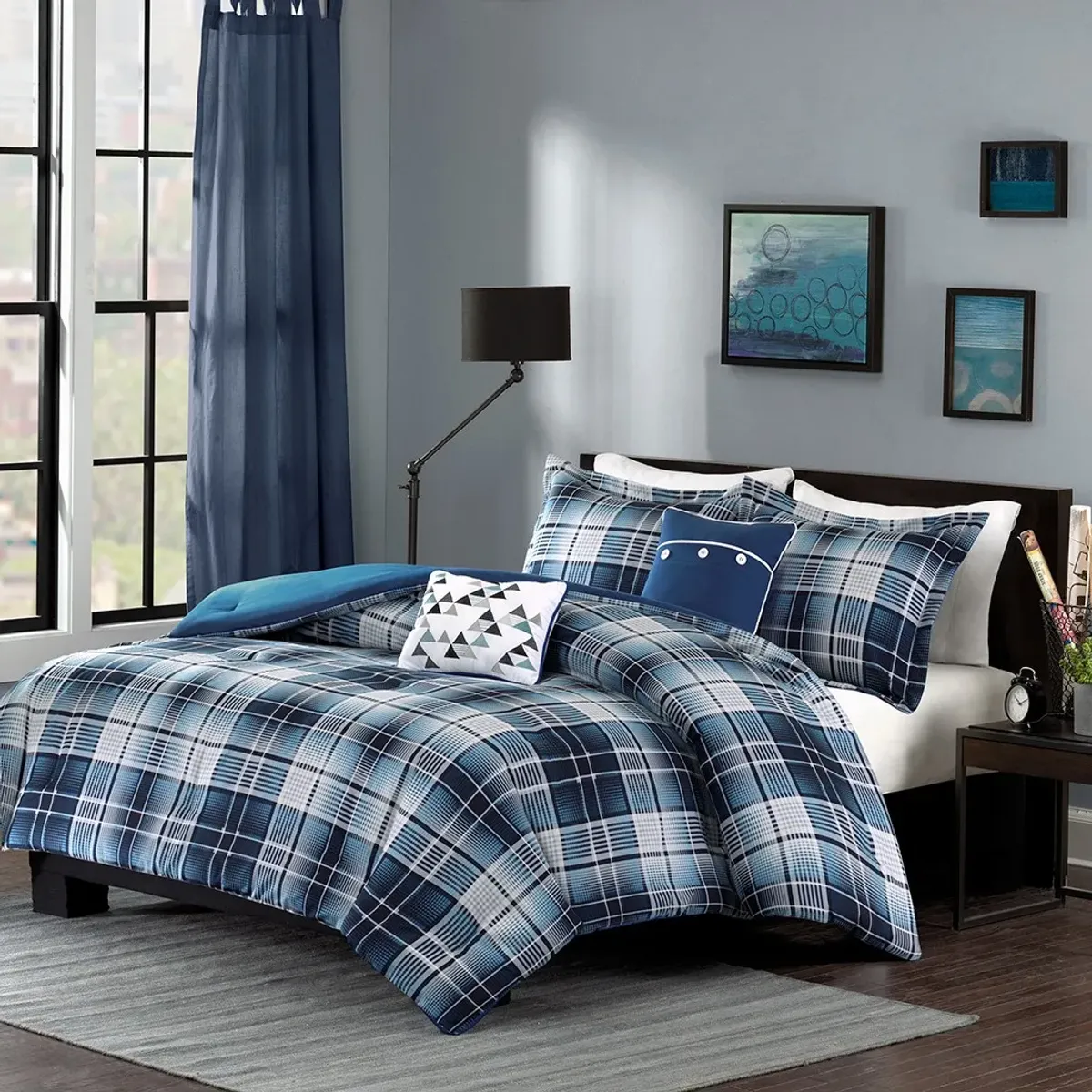 Olliix by Intelligent Design Camilo Blue Twin/Twin XL Comforter Set